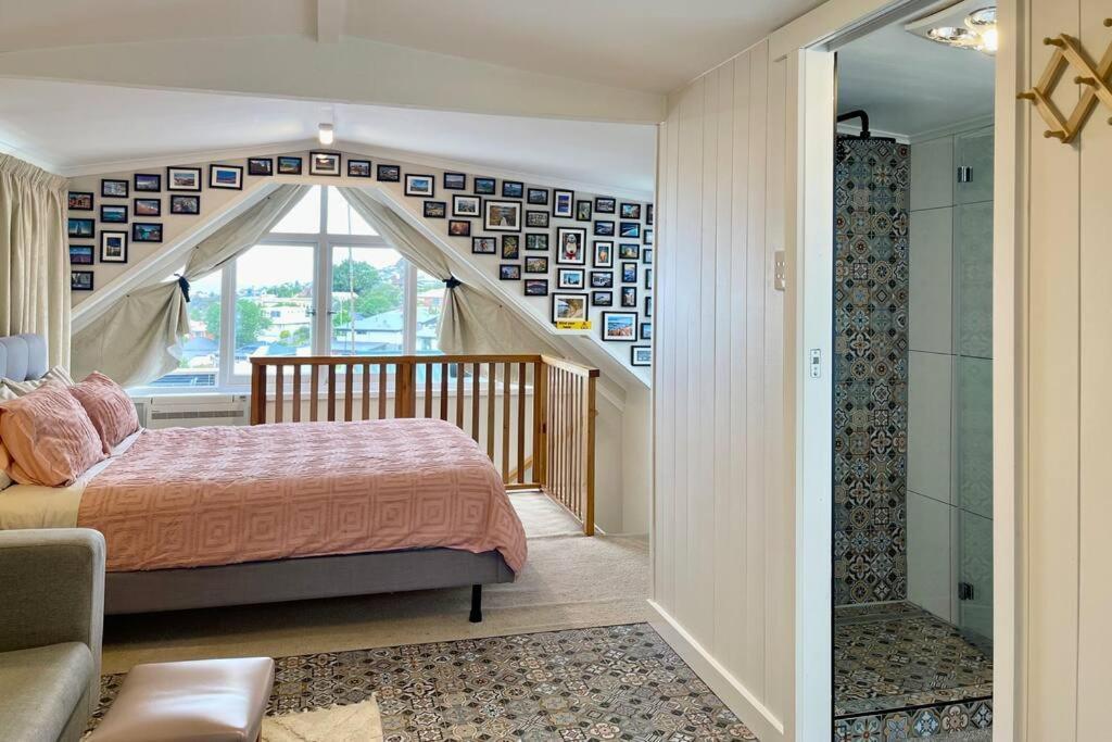 Lovely Brick Cottage With Amazing Water View Hobart Luaran gambar